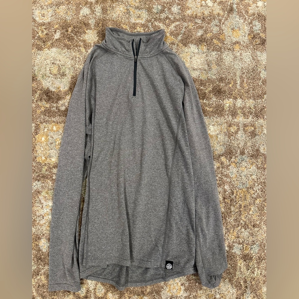 REI Men’s Gray Quarter  Zip Pulloverr, in good shape and fits snuggly
